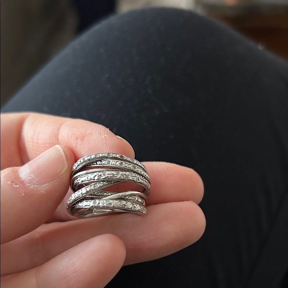 Elegant Silver Women's Ring